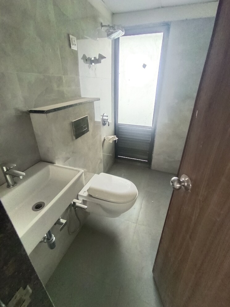 Bathroom, siddhi-highland-park-phase-2 2 Bedroom 1050 Sq.Ft. Apartment In Kapur Bawdi Thane 8427532
