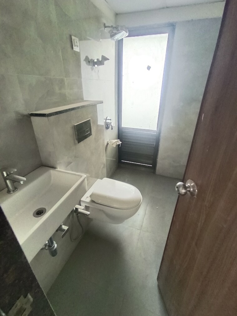 Bathroom, siddhi-highland-park-phase-2 2 Bedroom 1050 Sq.Ft. Apartment In Kapur Bawdi Thane 8427532