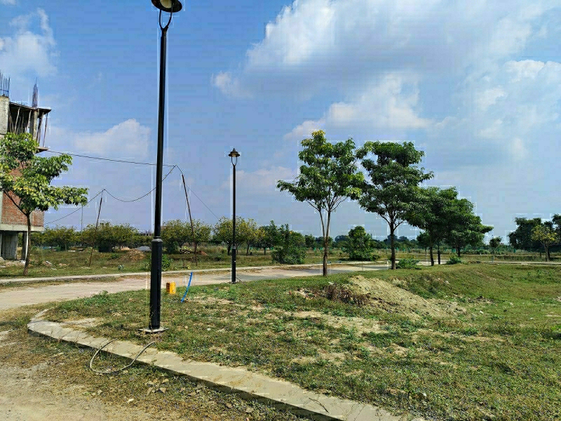 Plot For Sale in Omaxe Metro City
