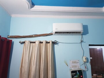 Furnished Amenities in 2 BHK Apartment at Sector 18, Dwarka – for Rent