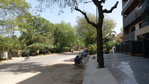 Master Bedroom in 5 BHK Builder Floor at Green Wood City, Sector 45 – for Sale