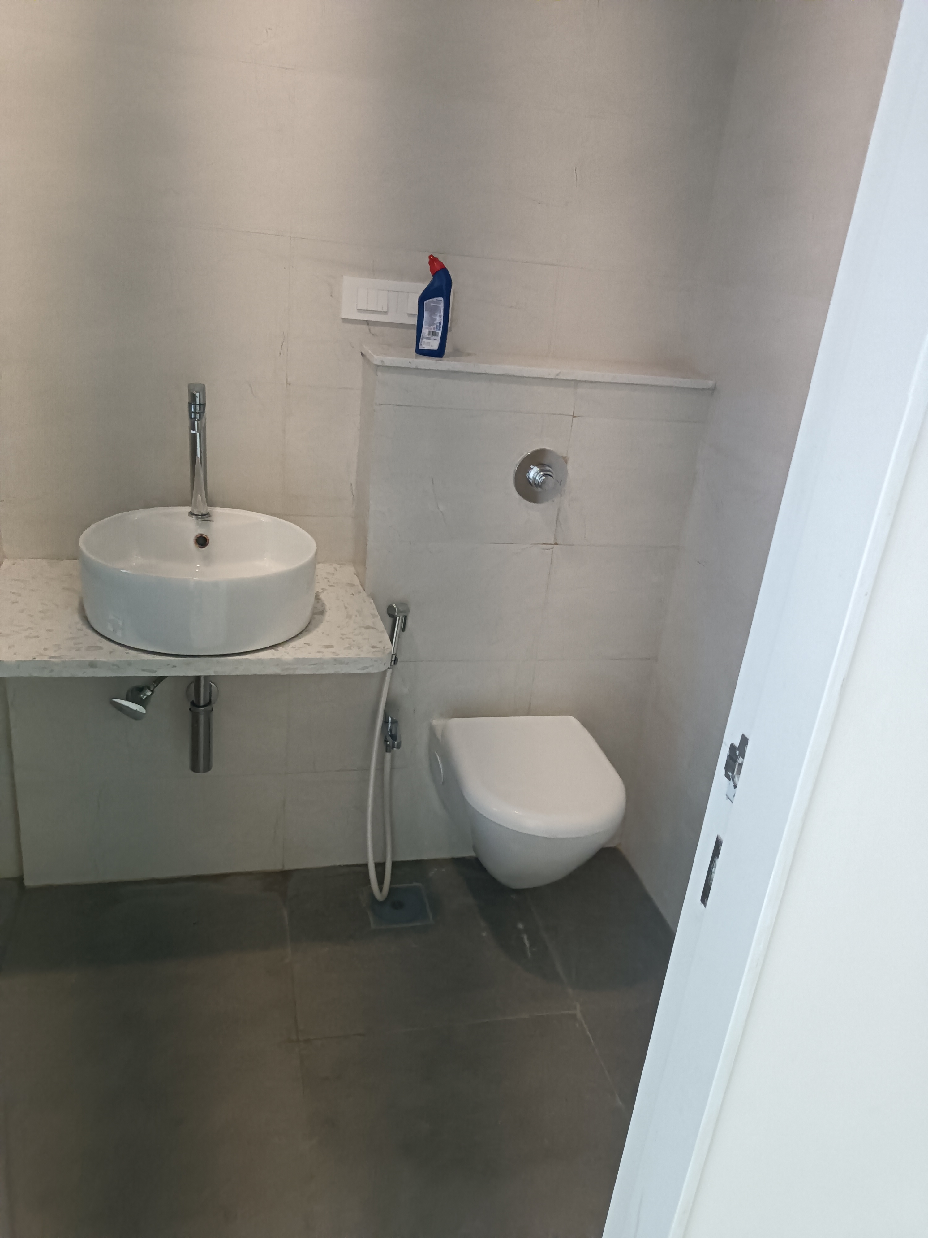 2.5 BHK Apartment For Sale in Kohinoor Square Altissimo