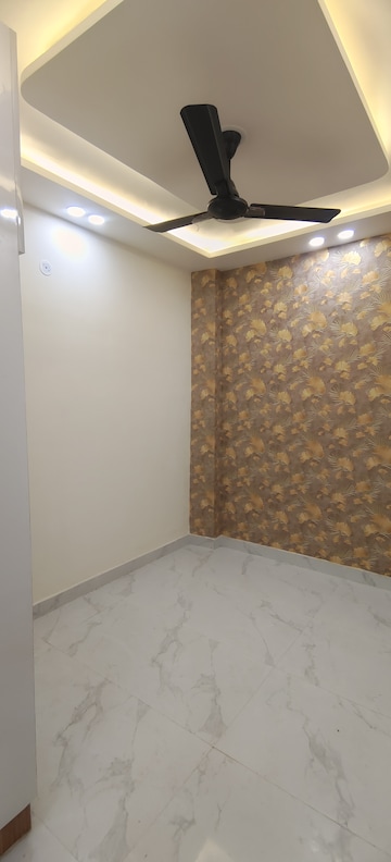Room in 2 BHK Builder Floor at Rama Park – for Sale