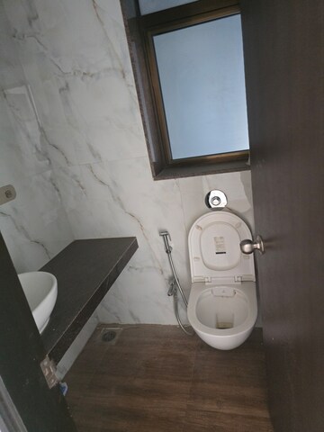 Bathroom in 3 BHK Apartment at Jyoti Sukriti, Goregaon East – for Rent