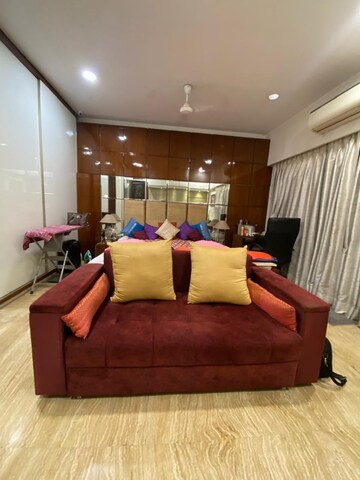 Bedroom in 4 BHK Apartment at Cbd Belapur Sector 15 – for Sale