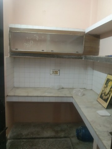 Kitchen in 1 BHK Builder Floor at Moti Nagar – for Rent