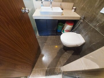 Bathroom in 3.5 BHK Apartment at Lodha Eternis, Andheri East – for Rent