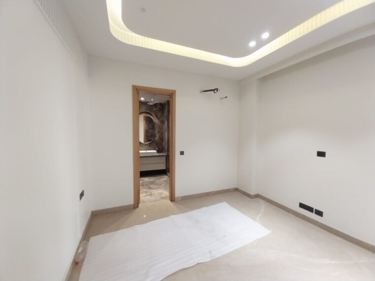 Room, green park 4 Bedroom 450 Sq.Yd. Builder Floor In Green Park Delhi 8427858