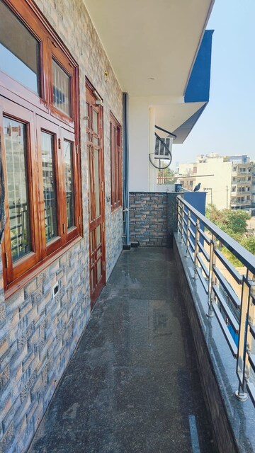 Balcony in 3 BHK Builder Floor at Sushant Lok 2, Sector 57 – for Rent