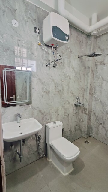 Bathroom in 3 BHK Builder Floor at Sushant Lok 2, Sector 57 – for Rent