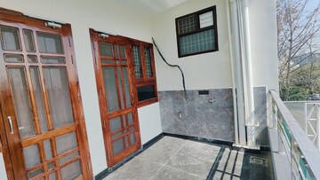 Balcony in 3 BHK Builder Floor at Sushant Lok 2, Sector 57 – for Rent