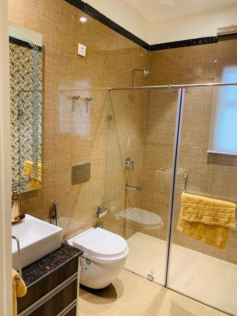 Bathroom, sushma-crescent 3 Bedroom 1590 Sq.Ft. Apartment In Dhakoli Zirakpur 8427925