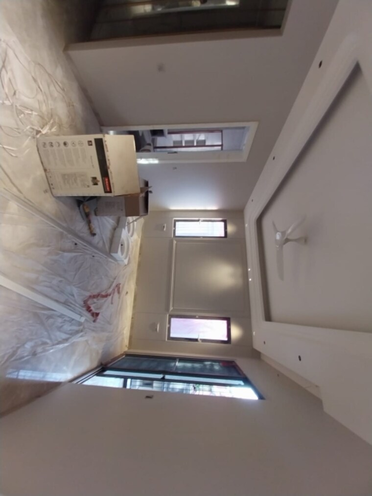 Other, safdarjung enclave 4 Bedroom 300 Sq.Yd. Builder Floor In Safdarjung Enclave Delhi 8427917