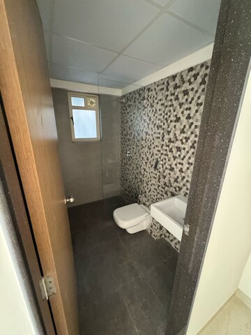 Bathroom in 3 BHK Apartment at Supreme Estia Phase 1, Baner – for Rent