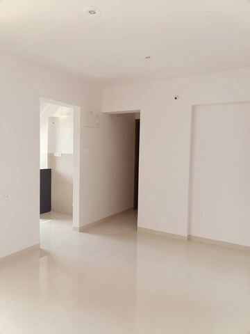 Room in 3 BHK Apartment at Avon Vista, Balewadi – for Rent