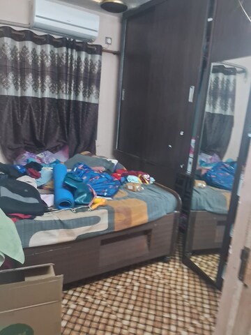 Bedroom in 1 BHK Apartment at Airoli – for Rent