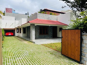 4 BHK Independent House – Exterior View View at Rmv 2nd Stage - for Rent
