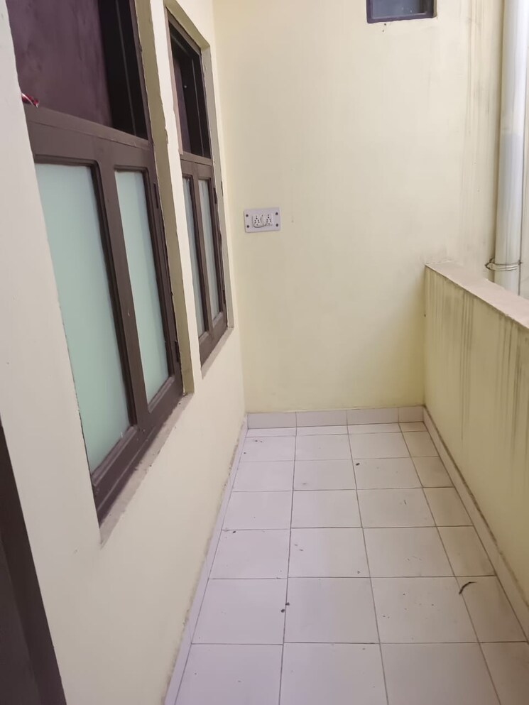 Balcony, sector 39 2 Bedroom 1200 Sq.Ft. Builder Floor In Sector 39 Gurgaon 8427975