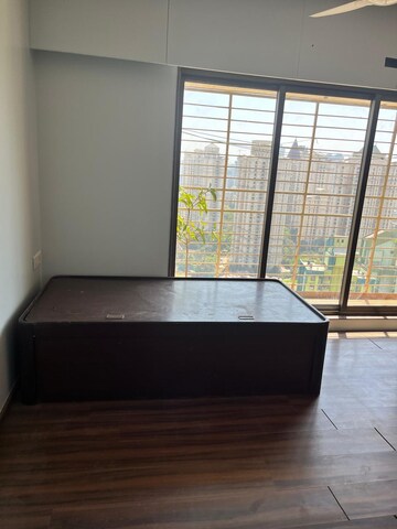 Room in 2 BHK Apartment at Acme Ozone, Manpada – for Rent