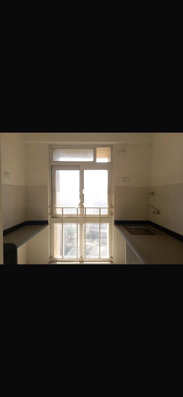 Room in 2 BHK Apartment at Vijay Orovia, Ghodbunder Road – for Rent