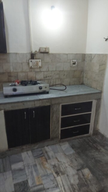 Kitchen in 1 BHK Builder Floor at Sector 52 – for Rent