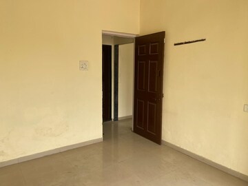 Room in 1 BHK Apartment at Mahape – for Rent