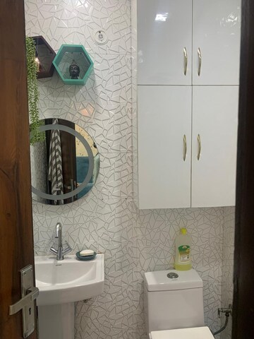 Bathroom in 3 BHK Builder Floor at Vasundhara – for Sale
