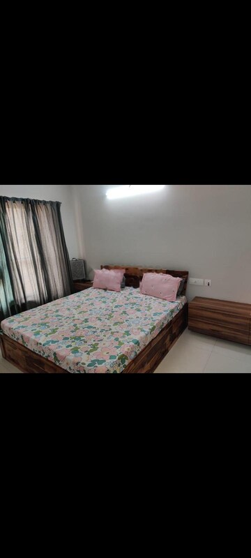 Bedroom in 2 BHK Apartment at Rustomjee Urbania, Majiwada – for Rent