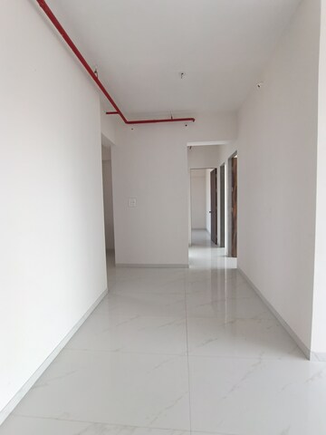 Room in 3 BHK Apartment at Borivali West – for Rent