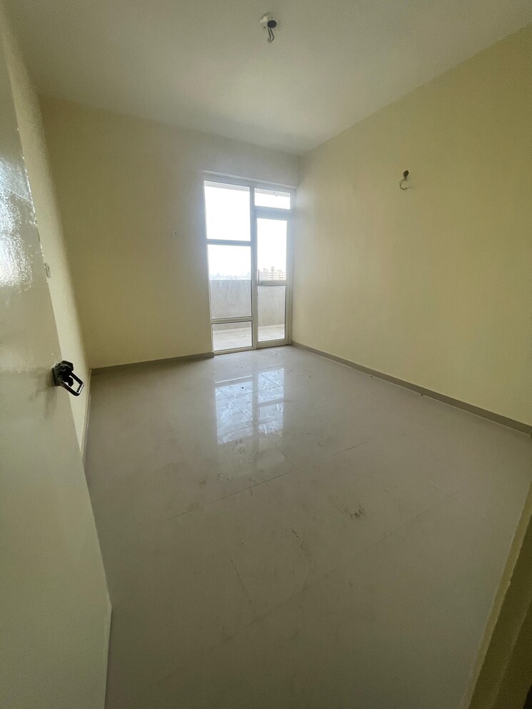 Room, pyramid-urban-homes 2 Bedroom 601 Sq.Ft. Apartment In Sector 70a Gurgaon 8428292