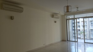 Room in 4 BHK Apartment at Ireo Victory Valley, Sector 67 – for Sale