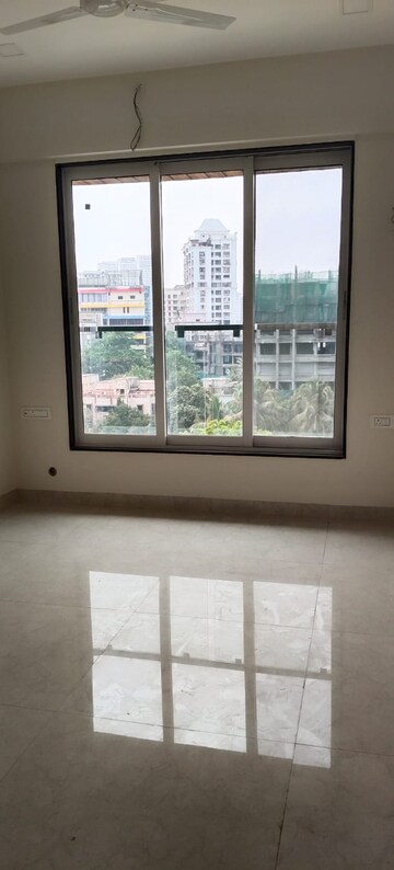 2 BHK Apartment For Rent in Triumph Swastik, Malad West