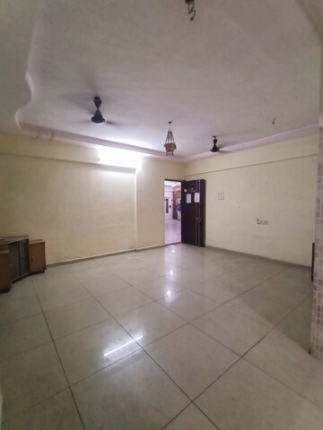Room in 2 BHK Apartment at Dombivli West – for Rent