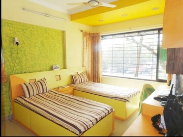 Bedroom in 2 BHK Apartment at Santacruz West – for Sale