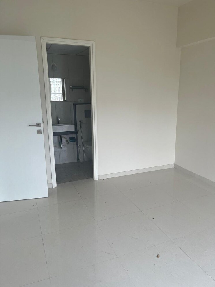 Room, godrej-hillside-2 3 Bedroom 878 Sq.Ft. Apartment In Mahalunge Pune 8428420