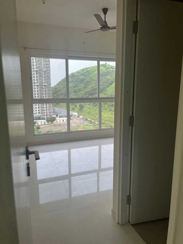 Room, godrej-hillside-2 3 Bedroom 878 Sq.Ft. Apartment In Mahalunge Pune 8428420