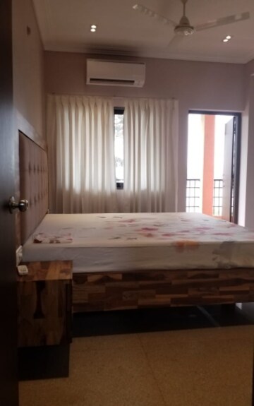 Bedroom in 4 BHK Villa at Corlim – for Rent