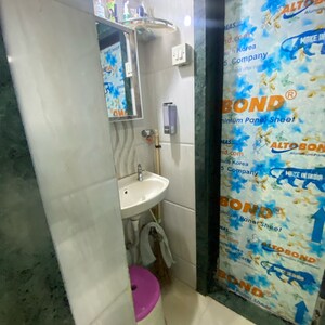 Bathroom in 1 BHK Apartment at Sion – for Sale