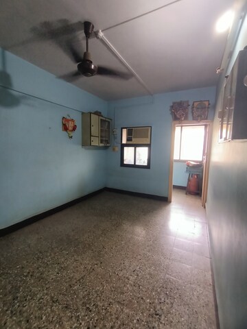 Room in 1 BHK Apartment at Dombivli West – for Rent