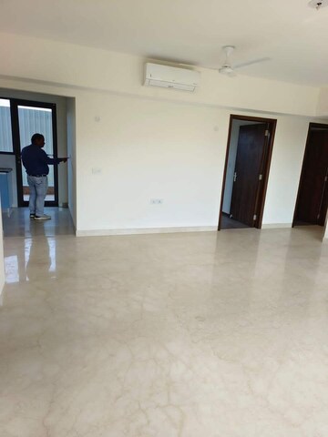 Room in 3 BHK Apartment at Birla Navya, Sector 63a – for Rent