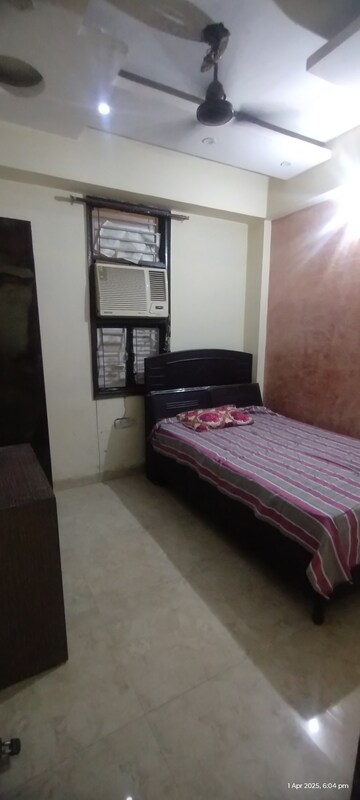 Furnished Amenities in 2 BHK Builder Floor at Uttam Nagar – for Rent