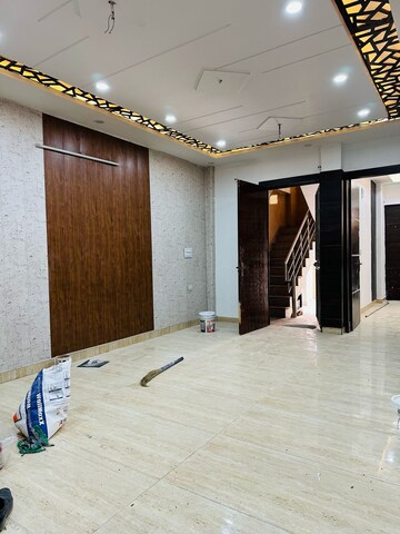 3 BHK Builder Floor For Sale in Indrapuram