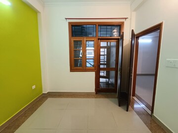 Room in 2.5 BHK Independent House at Gomti Nagar – for Rent