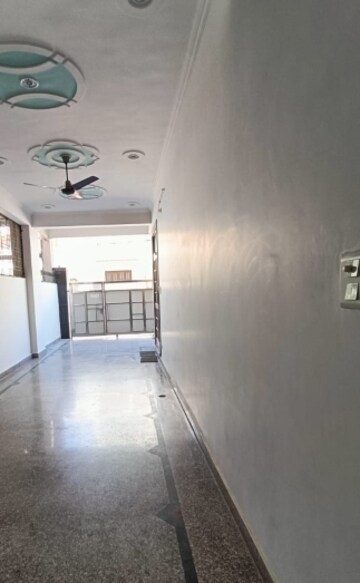 Building Lobby in 2.5 BHK Independent House at Gomti Nagar – for Rent