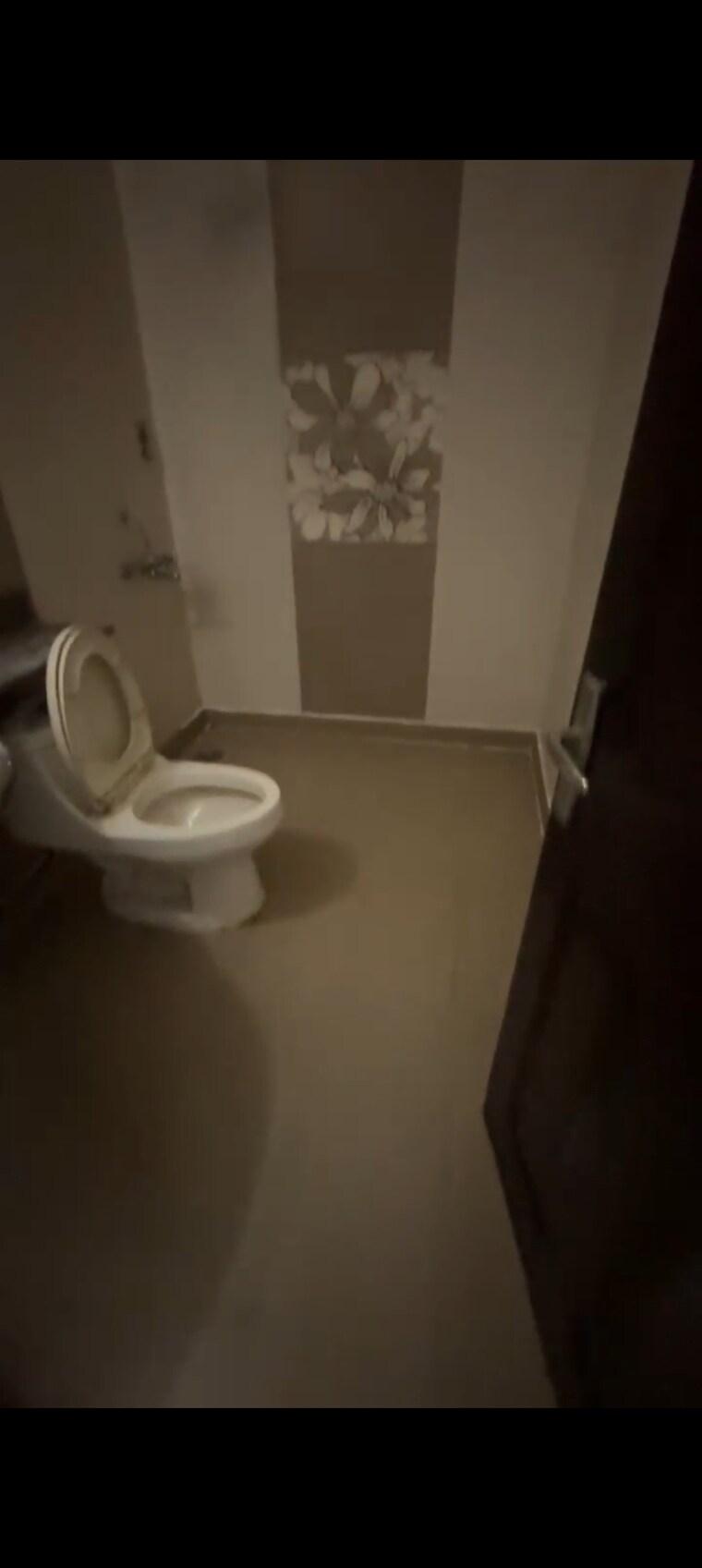 Bathroom, arihant-ambience 3 Bedroom 1700 Sq.Ft. Apartment In Sain Vihar Ghaziabad 8428546