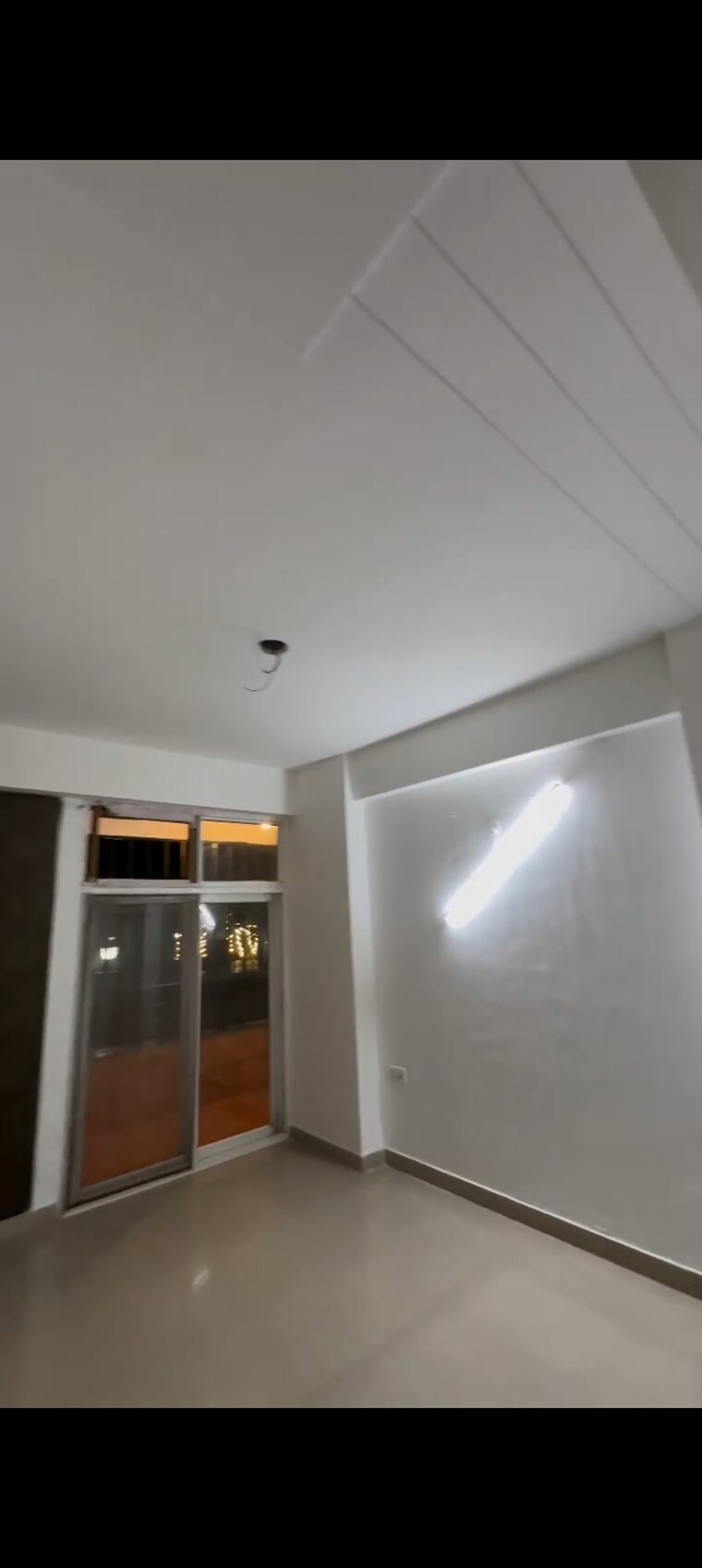 Room, arihant-ambience 3 Bedroom 1700 Sq.Ft. Apartment In Sain Vihar Ghaziabad 8428546