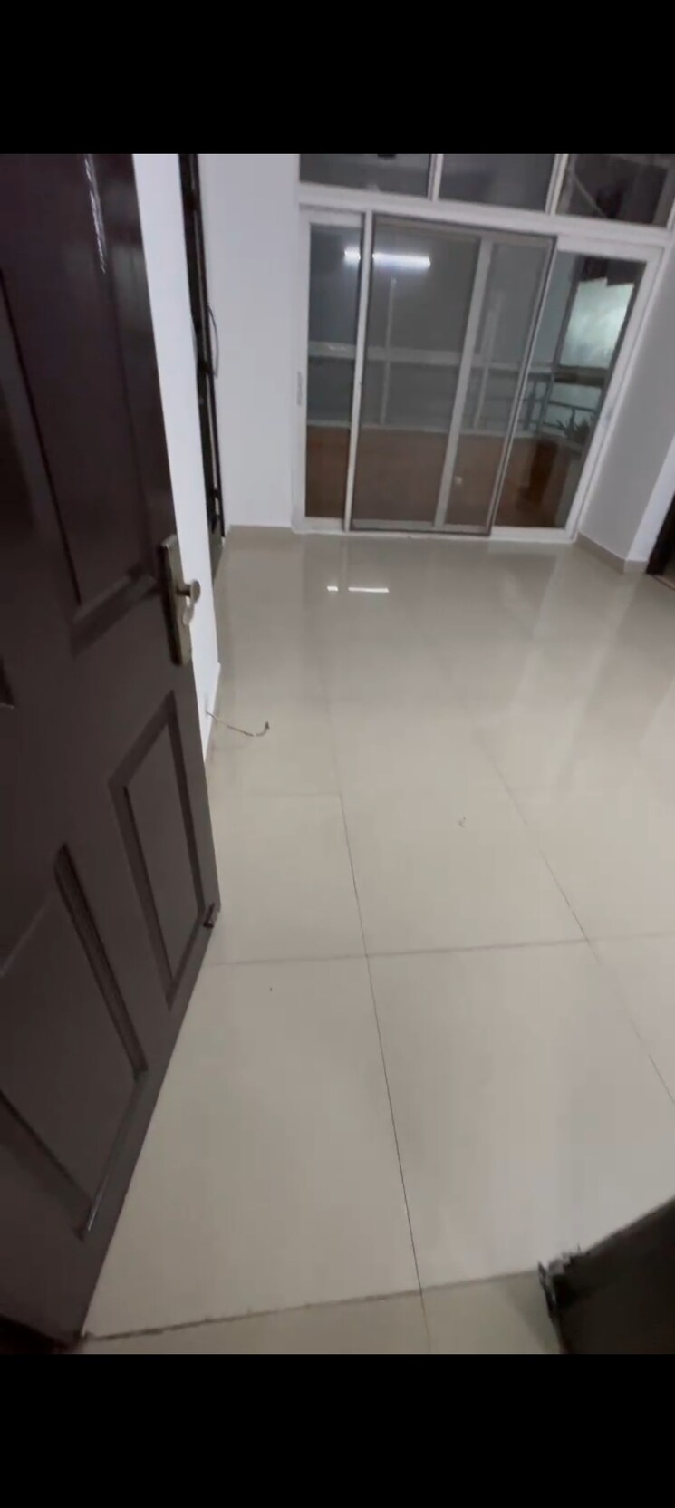 Bathroom, arihant-ambience 3 Bedroom 1700 Sq.Ft. Apartment In Sain Vihar Ghaziabad 8428546