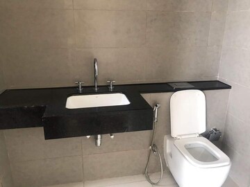 Furnished Amenities in 3 BHK Apartment at Ireo Victory Valley, Sector 67 – for Rent