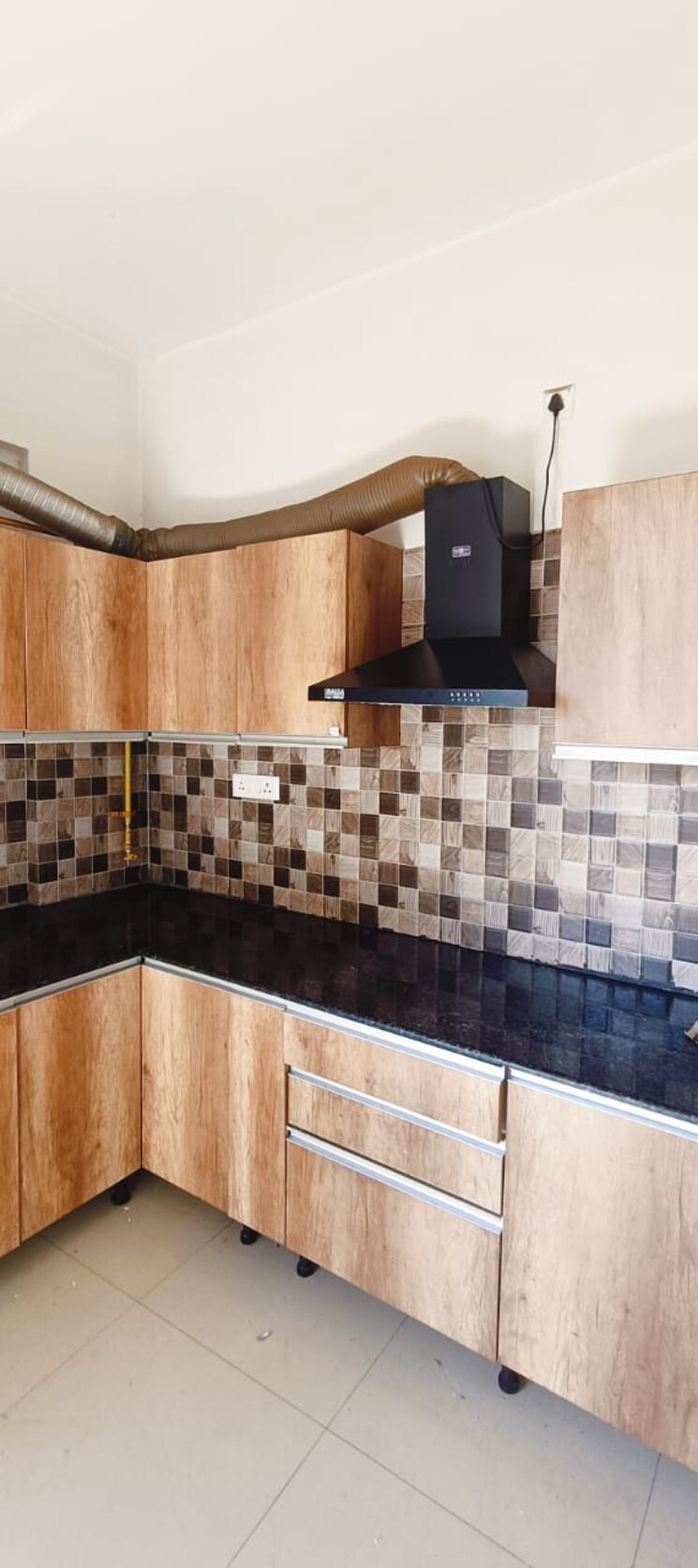 Kitchen, prateek-grand-city 3 Bedroom 1585 Sq.Ft. Apartment In Siddharth Vihar Ghaziabad 8428535