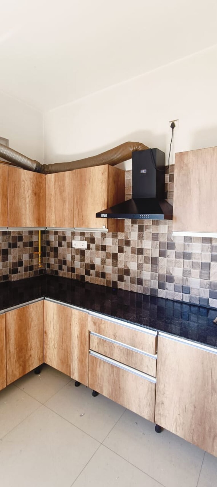 Kitchen, prateek-grand-city 3 Bedroom 1585 Sq.Ft. Apartment In Siddharth Vihar Ghaziabad 8428535